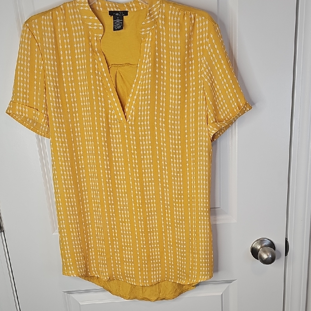 Rue21 Mustard and White Striped Blouse Size S